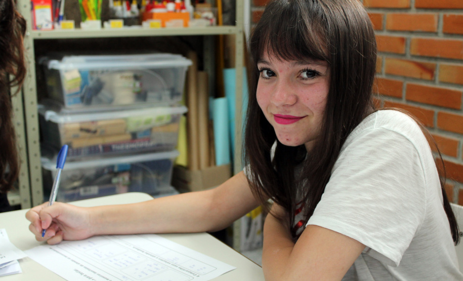 Estudantes do Ensino Fundamental e Médio de escolas públicas e particulares, e universitários do Paraná e de Santa Catarina, iniciaram nesta segunda-feira (7) oficinas bilíngues de aprendizagem criativa com acadêmicos do Instituto de Tecnologia de Massachusetts (MIT - Massachusetts Institute of Technology) ofertadas pela Secretaria de Estado da Educação em parceria com o Instituto norte-americano