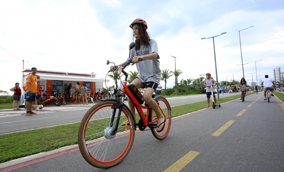 Limpeza das praias, saúde e segurança são destaques na temporada. Mais de 174 toneladas de lixo foram recolhidas nas praias do Paraná pela Sanepar, houve cerca de 700 atendimentos médicos feitos pela equipe da Secretaria da Saúde. Operação Verão, 2018/2019 - Foto: Jaelson Lucas/ANPr