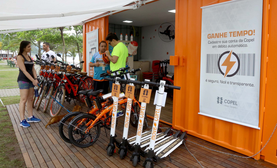 Limpeza das praias, saúde e segurança são destaques na temporada. Mais de 174 toneladas de lixo foram recolhidas nas praias do Paraná pela Sanepar, houve cerca de 700 atendimentos médicos feitos pela equipe da Secretaria da Saúde. Operação Verão, 2018/2019 - Foto: Jaelson Lucas/ANPr