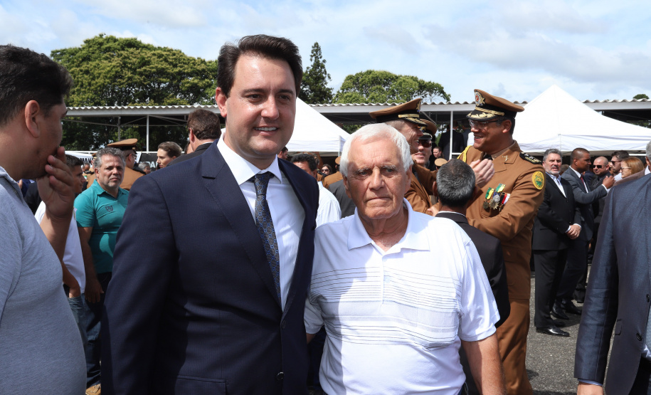 Governador Carlos Massa Ratinho Júnior participa da cerimônia de troca de comando da Polícia Militar do Paraná. O novo camandante-geral é o coronel Péricles de Matos. Ele substitui no cargo a coronel Audilene Dias Rocha. - Curitiba, 08/01/2019 - Foto: Rodrigo Félix Leal