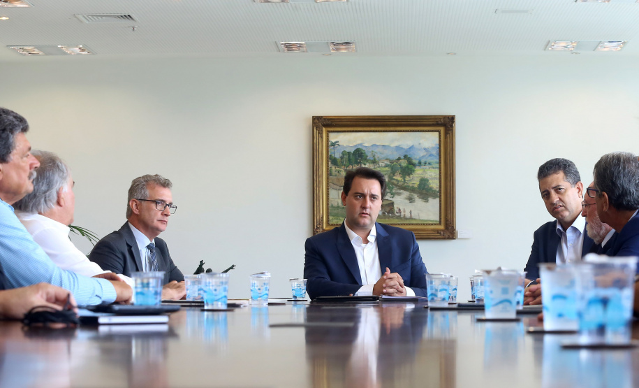 Governador Carlos Massa Ratinho Júnior recebe lideranças de Londrina  -  Curitiba, 08/01/2019  -  Foto: Jaelson Lucas/ANPr