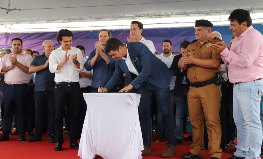 O governador Carlos Massa Ratinho Junior inaugura o Aeroporto Municipal Juvenal Loureiro Cardoso, de Pato Branco, no Sudoeste do Paraná.  -  Pato Branco, 10/01/2019  -  Foto: José Fernando Ogura/ANPr