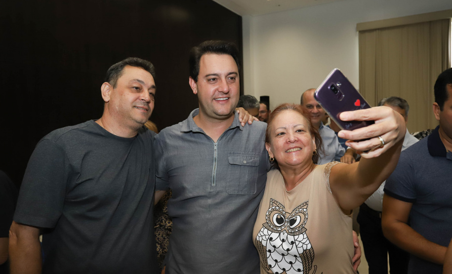 O Litoral do Paraná vai ganhar um calendário turístico, que começará a ser elaborado pelo Governo do Estado ainda neste ano, após o Carnaval. O anúncio foi feito pelo governador Carlos Massa Ratinho Junior, durante reunião com os prefeitos do Litoral, neste sábado (12), em Matinhos. Matinhos, 12-01-19.Foto:Rodrigo Felix Leal / ANPr.