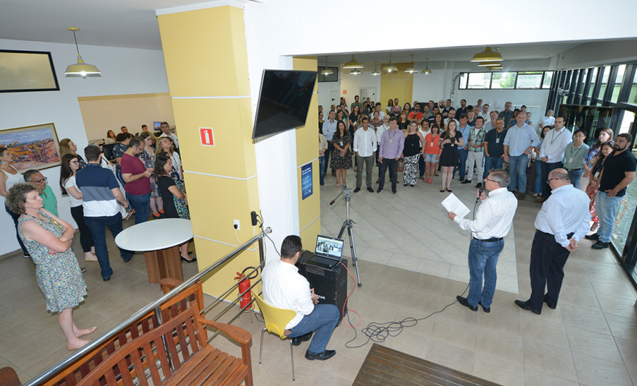 O presidente da Companhia de Habitação do Paraná (Cohapar), Jorge Lange, realizou a primeira reunião trabalho com os funcionários da empresa nesta segunda-feira (14). A assinatura do termo de posse aconteceu na última sexta-feira (11), após a indicação do governador Carlos Massa Ratinho Junior ter sido aprovada pelo Conselho de Administração da companhia.  Curitiba, 14/01/2019  -  Foto: Cohapar