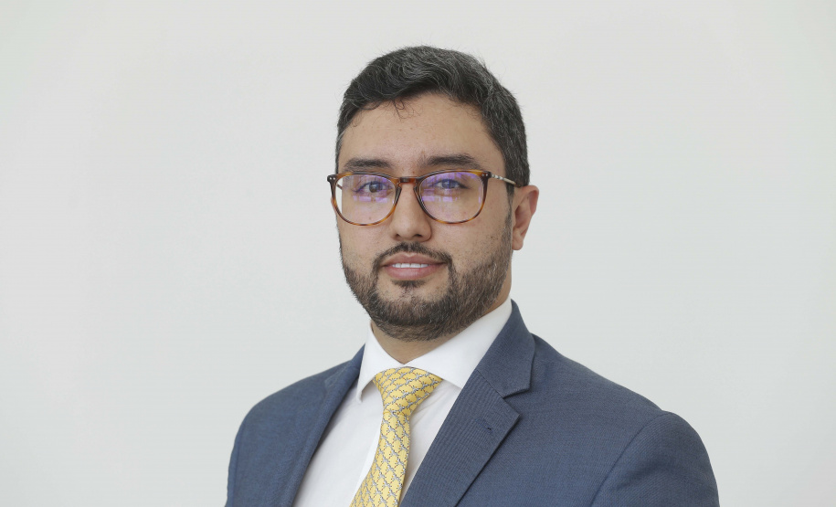 O governador Carlos Massa Ratinho Júnior nomeou o economista Luiz Fernando Garcia da Silva como novo diretor-presidente da Administração dos Portos de Paranaguá e Antonina (Appa). Garcia assume o cargo depois de ter a indicação aprovada pelo Conselho de Administração dos portos paranaenses. Foto: Arnaldo Alves/ANPr