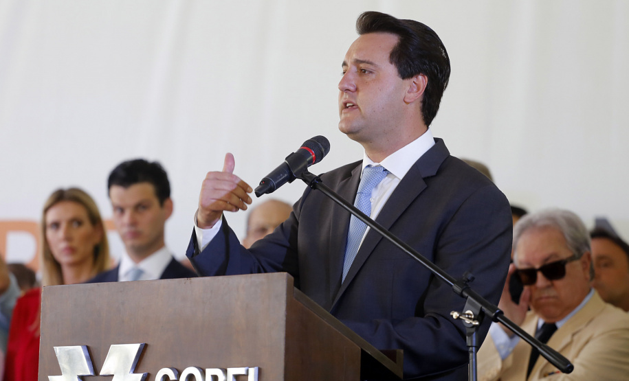 Governador Carlos Massa Ratinho Junior participa da solenidade de posse do presidente da Copel, Daniel Pimentel Slaviero.  -  Curitiba, 16/01/2019  -  Foto: Arnaldo Alves/ANPr