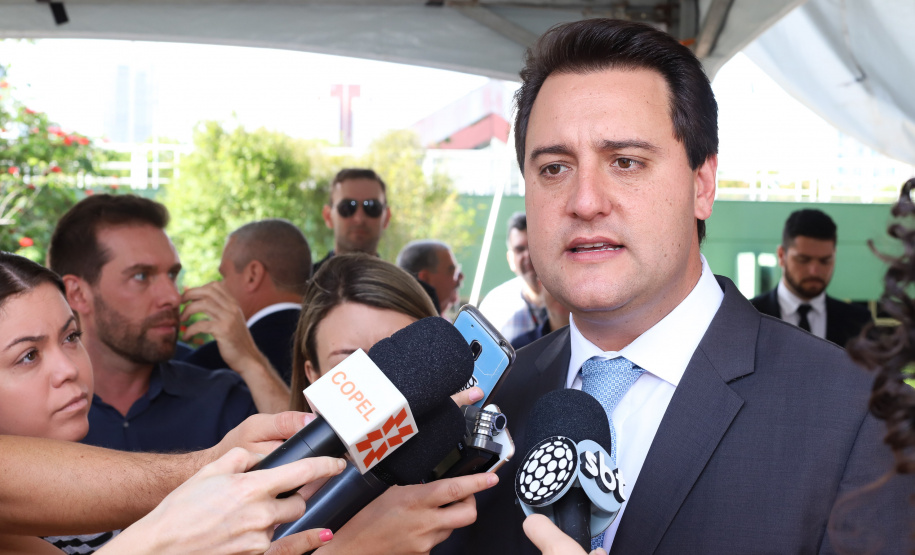 Governador Carlos Massa Ratinho Junior participa da solenidade de posse do presidente da Copel, Daniel Pimentel Slaviero.  -  Curitiba, 16/01/2019  -  Foto: Rodrigo Félix Leal
