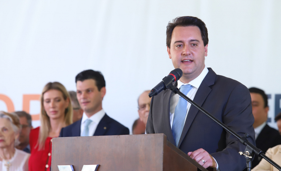 Governador Carlos Massa Ratinho Junior participa da solenidade de posse do presidente da Copel, Daniel Pimentel Slaviero.  -  Curitiba, 16/01/2019  -  Foto: Rodrigo Félix Leal