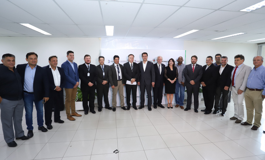 Governador Carlos Massa Ratinho Júnior durante visita ao Detran-Pr - Curitiba, 16/01/2019 - Foto: Rodrigo Félix Leal