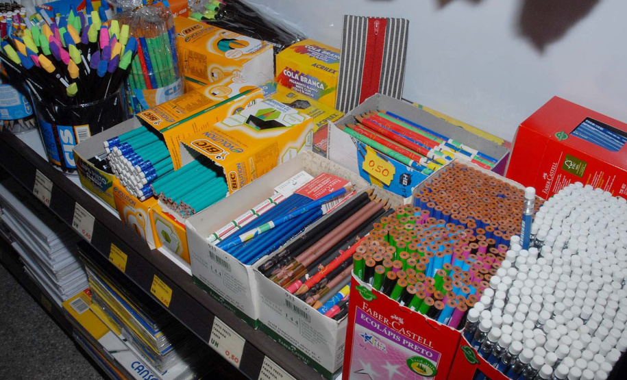 Procon-PR divulga pesquisa de preço dos materiais escolares. Foto: Arquivo/ANPr