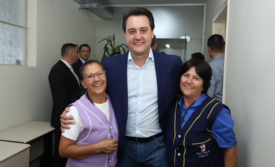 O governador Carlos Massa Ratinho Junior, acompanhou a apresentação das diretrizes de trabalho da nova gestão para a Educação, em encontro com o secretário Renato Feder e funcionários da Secretaria de Educação e do Esporte.Curitiba, 17-01-19.Foto: Foto: Rodrigo Félix Leal