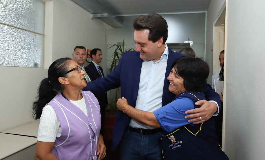 O governador Carlos Massa Ratinho Junior, acompanhou a apresentação das diretrizes de trabalho da nova gestão para a Educação, em encontro com o secretário Renato Feder e funcionários da Secretaria de Educação e do Esporte.Curitiba, 17-01-19.Foto: Foto: Rodrigo Félix Leal