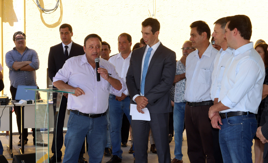 O governador Carlos Massa Ratinho Junior, acompanhou a apresentação das diretrizes de trabalho da nova gestão para a Educação, em encontro com o secretário Renato Feder e funcionários da Secretaria de Educação e do Esporte.Curitiba, 17-01-19.Foto: Foto: Rodrigo Félix Leal