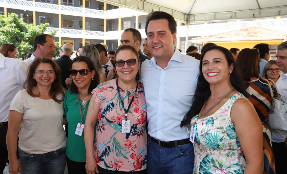 O governador Carlos Massa Ratinho Junior, acompanhou a apresentação das diretrizes de trabalho da nova gestão para a Educação, em encontro com o secretário Renato Feder e funcionários da Secretaria de Educação e do Esporte.Curitiba, 17-01-19.Foto: Foto: Rodrigo Félix Leal