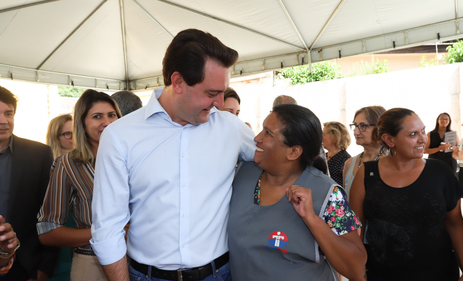 O governador Carlos Massa Ratinho Junior, acompanhou a apresentação das diretrizes de trabalho da nova gestão para a Educação, em encontro com o secretário Renato Feder e funcionários da Secretaria de Educação e do Esporte.Curitiba, 17-01-19.Foto: Foto: Rodrigo Félix Leal