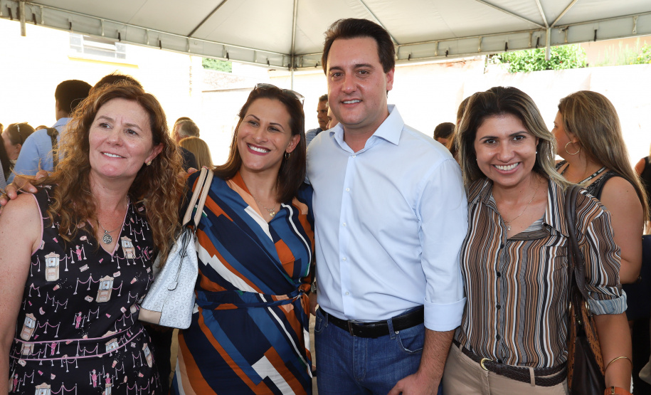 O governador Carlos Massa Ratinho Junior, acompanhou a apresentação das diretrizes de trabalho da nova gestão para a Educação, em encontro com o secretário Renato Feder e funcionários da Secretaria de Educação e do Esporte.Curitiba, 17-01-19.Foto: Foto: Rodrigo Félix Leal