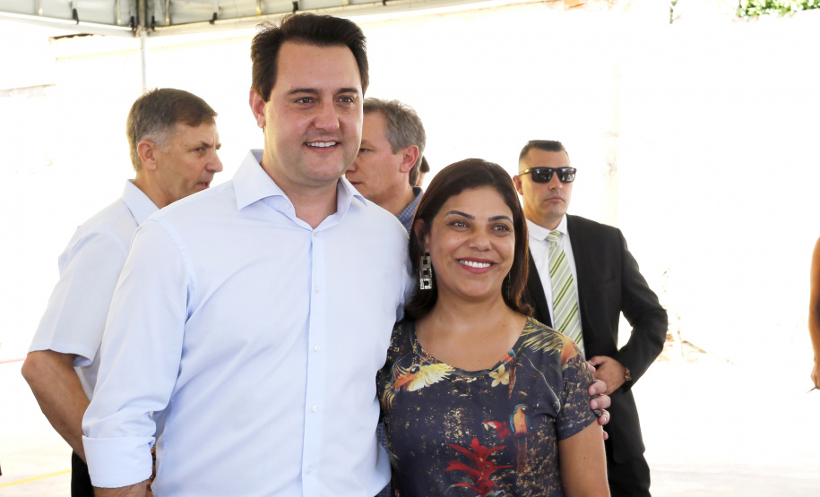 NOVAS DIRETRIZES DA EDUCAÇÃO FORAM APRESENTADAS AO GOVERNADOR. O governador Carlos Massa Ratinho Junior, acompanhou a apresentação das diretrizes de trabalho da nova gestão para a Educação, em encontro com o secretário Renato Feder e funcionários da Secretaria de Educação e do Esporte.Curitiba, 17-01-19.Foto: Arnaldo Alves / ANPr.