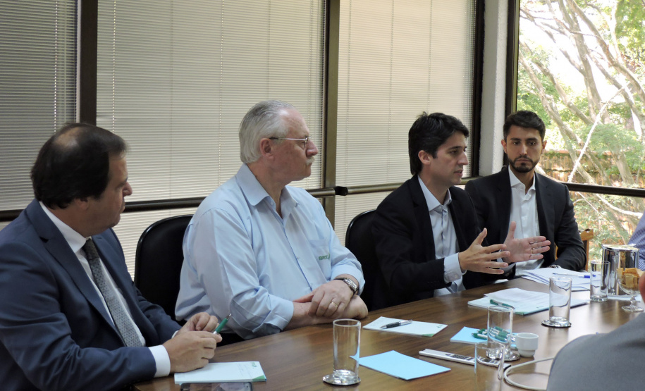 O Banco Regional de Desenvolvimento do Extremo Sul (BRDE) terá 100 milhões de dólares (mais de R$ 370 milhões) do Banco Interamericano de Desenvolvimento (BID) para aplicação em projetos nas áreas de saúde, turismo e mercado de trabalho nos municípios dos três estados do Sul