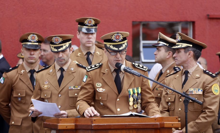 O governador Carlos Massa Ratinho Junior participa da solenidade de troca de comando do Corpo de Bombeiros do Paraná. O coronel Samuel Prestes assume o comando, em substituição ao coronel Antônio Carlos de Morais, que ocupava interinamente o cargo.  -  Curitiba, 21/01/2019  -  Foto: Arnaldo Alves/ANPr