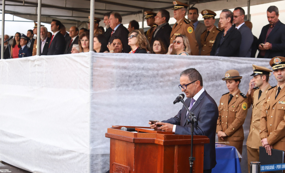 O governador Carlos Massa Ratinho Junior participa da solenidade de troca de comando do Corpo de Bombeiros do Paraná. O coronel Samuel Prestes assume o comando, em substituição ao coronel Antônio Carlos de Morais, que ocupava interinamente o cargo. - Curitiba, 21/01/2019 - Foto: Rodrigo Felix Leal/ANPr
