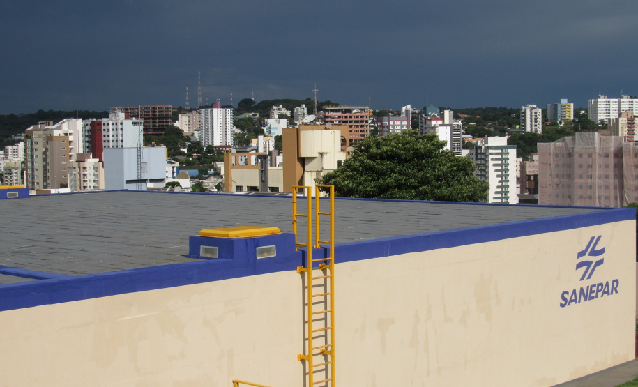 Sanepar investe R$ 40 milhões no abastecimento de Pato Branco. A estação vai tratar 22,8 milhões de litros de água e o sistema vai ter capacidade ampliada para armazenar 13,9 milhões de litros . Na foto, Reservatório para três milhões de litros de água já abastece parte da cidade.     -  Pato Branco, 21/01/2019  -  Foto: Divulgação Sanepar
