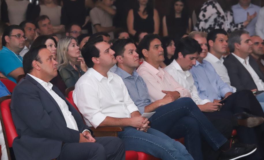 Governador Carlos Massa Ratinho Junior participa do Seminário Aprendizagem em Foco  2019. O evento é organizado pela Secretaria de Estado da Educação e direcionado aos diretores das 2,1 mil escolas estaduais, chefes dos Núcleos Regionais de Educação e coordenadores pedagógicos das regionais. O seminário acontece no Centro de Capacitação de Faxinal do Céu, no município de Pinhão (Centro-Sul).  -  Faxinal do Céu, Pinhão, 22/01/2019  -  Foto: Rodrigo Félix Leal