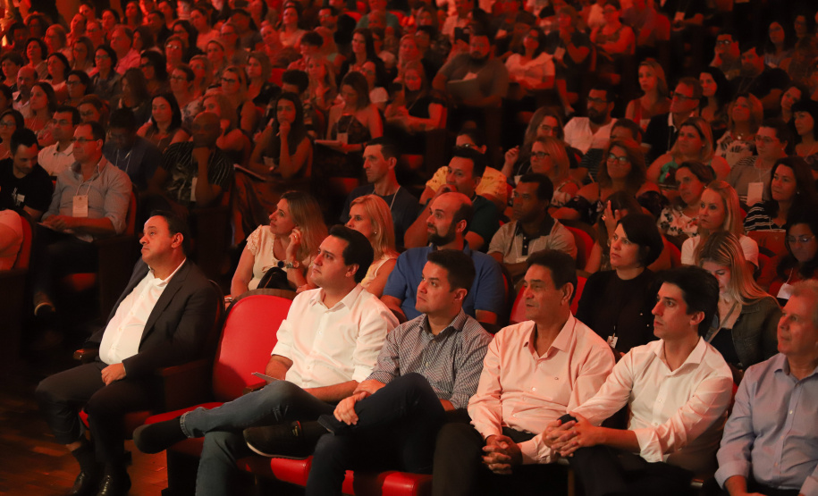 Governador Carlos Massa Ratinho Junior participa do Seminário Aprendizagem em Foco ? 2019. O evento é organizado pela Secretaria de Estado da Educação e direcionado aos diretores das 2,1 mil escolas estaduais, chefes dos Núcleos Regionais de Educação e coordenadores pedagógicos das regionais. O seminário acontece no Centro de Capacitação de Faxinal do Céu, no município de Pinhão (Centro-Sul).  -  Faxinal do Céu, Pinhão, 22/01/2019  -  Foto: Rodrigo Félix Leal