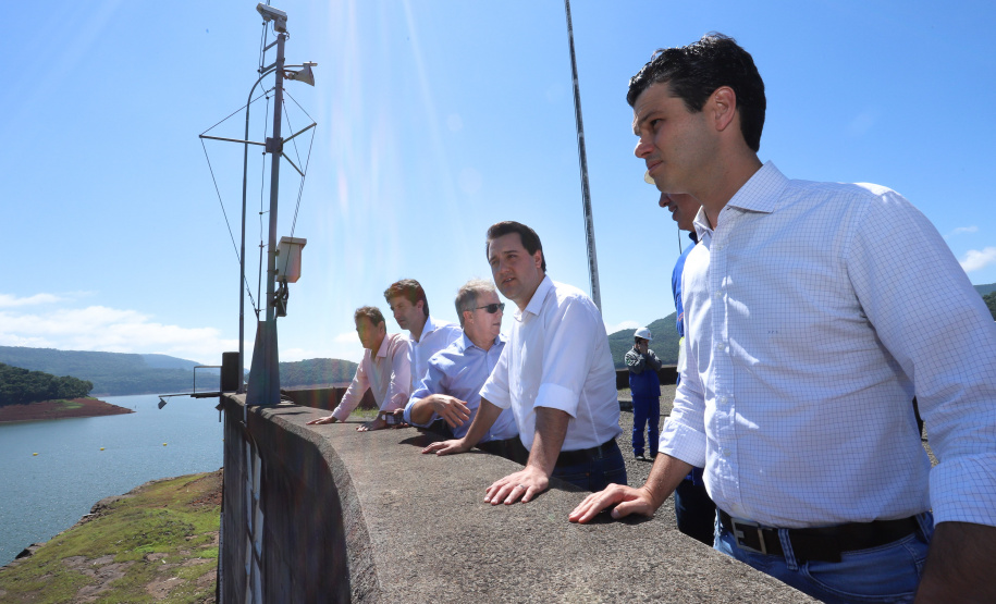 Governador Carlos Massa Ratinho Junior, acompanhado do presidente da Copel, Daniel Pimentel, visita a Usina Governador Bento Munhoz da Rocha Netto (Foz do Areia), no município de Pinhão - Pinhão, 22/01/2019 - Foto: Rodrigo Félix Leal