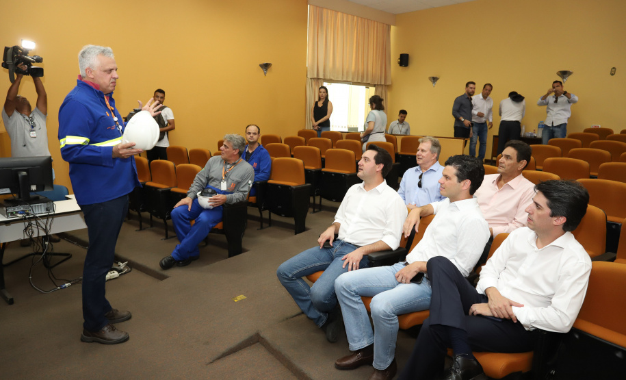Governador Carlos Massa Ratinho Junior, acompanhado do presidente da Copel, Daniel Pimentel, visita a Usina Governador Bento Munhoz da Rocha Netto (Foz do Areia), no município de Pinhão - Pinhão, 22/01/2019 - Foto: Rodrigo Félix Leal