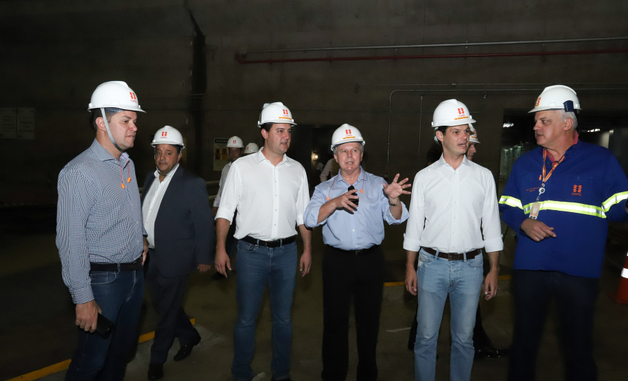 Governador Carlos Massa Ratinho Junior, acompanhado do presidente da Copel, Daniel Pimentel, visita a Usina Governador Bento Munhoz da Rocha Netto (Foz do Areia), no município de Pinhão - Pinhão, 22/01/2019 - Foto: Rodrigo Félix Leal