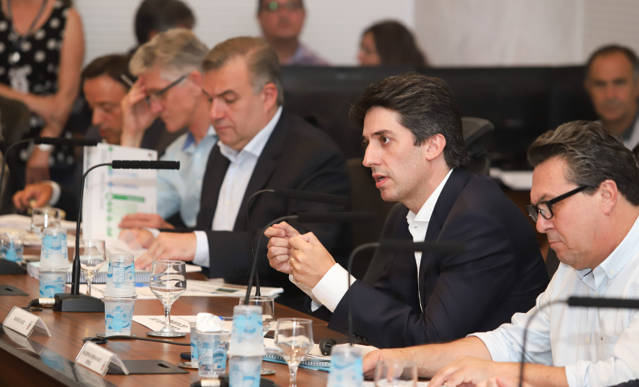 O governador Carlos Massa Ratinho Junior determinou a contratação de uma auditoria externa para avaliar as folhas de pagamento dos servidores ativos do Poder Executivo e inativos da Paranaprevidência (todos os Poderes). - Curitiba, 22/01/2019 - Foto: Rodrigo Félix Leal