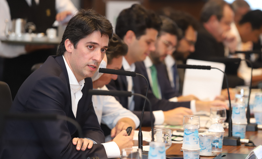 O governador Carlos Massa Ratinho Junior determinou a contratação de uma auditoria externa para avaliar as folhas de pagamento dos servidores ativos do Poder Executivo e inativos da Paranaprevidência (todos os Poderes). - Curitiba, 22/01/2019 - Foto: Rodrigo Félix Leal