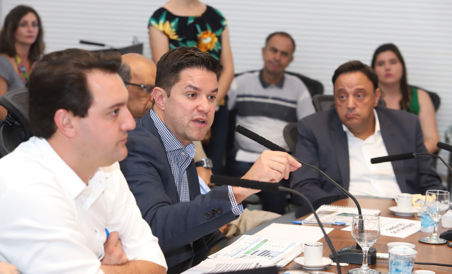 O governador Carlos Massa Ratinho Junior determinou a contratação de uma auditoria externa para avaliar as folhas de pagamento dos servidores ativos do Poder Executivo e inativos da Paranaprevidência (todos os Poderes). - Curitiba, 22/01/2019 - Foto: Rodrigo Félix Leal