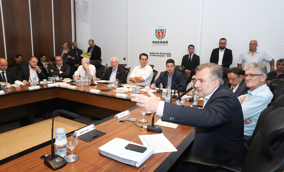 O governador Carlos Massa Ratinho Junior determinou a contratação de uma auditoria externa para avaliar as folhas de pagamento dos servidores ativos do Poder Executivo e inativos da Paranaprevidência (todos os Poderes). - Curitiba, 22/01/2019 - Foto: Rodrigo Félix Leal