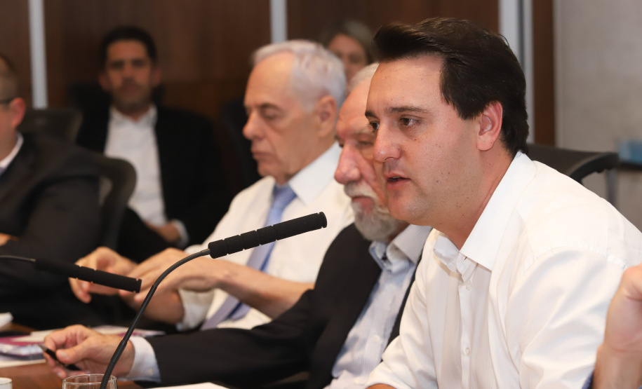 O governador Carlos Massa Ratinho Junior determinou a contratação de uma auditoria externa para avaliar as folhas de pagamento dos servidores ativos do Poder Executivo e inativos da Paranaprevidência (todos os Poderes). - Curitiba, 22/01/2019 - Foto: Rodrigo Félix Leal