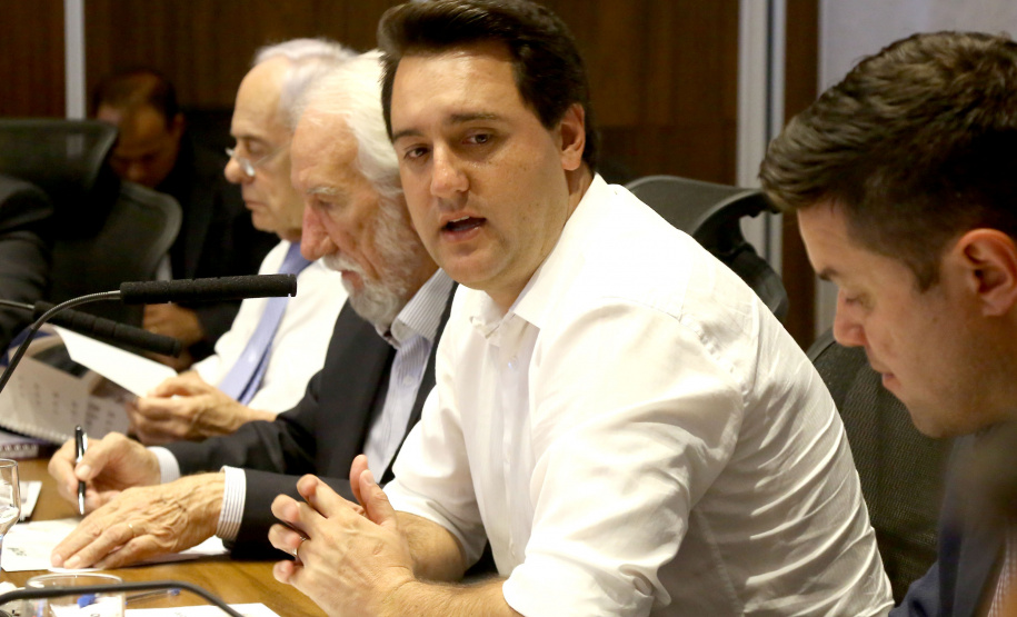 O governador Carlos Massa Ratinho Junior determinou a contratação de uma auditoria externa para avaliar as folhas de pagamento dos servidores ativos do Poder Executivo e inativos da Paranaprevidência (todos os Poderes). - Curitiba,22/01/2019 Foto:Jaelson Lucas / ANPr