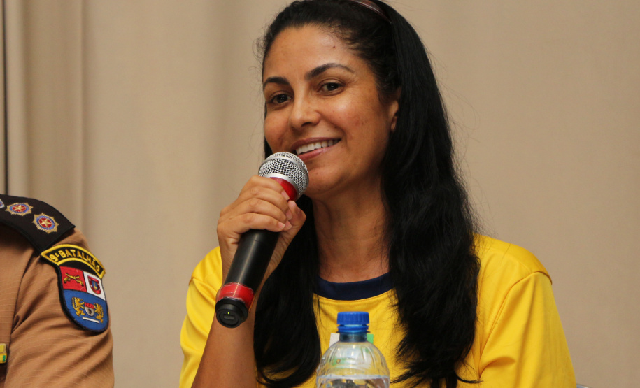 A temporada de verão no Paraná fechou os primeiros 30 dias e os serviços do Governo do Estado foram marcantes ao proporcionarem mais segurança, alternativas de lazer e serviços gratuitos ao veranista. Na foto, Marcia Simioni, Coordenadora das atividades na Operação Verão Paraná 2018/2019. - Litoral do Paraná, Operação Verão, 22/01/2019 - Foto: Divulgação PMPR