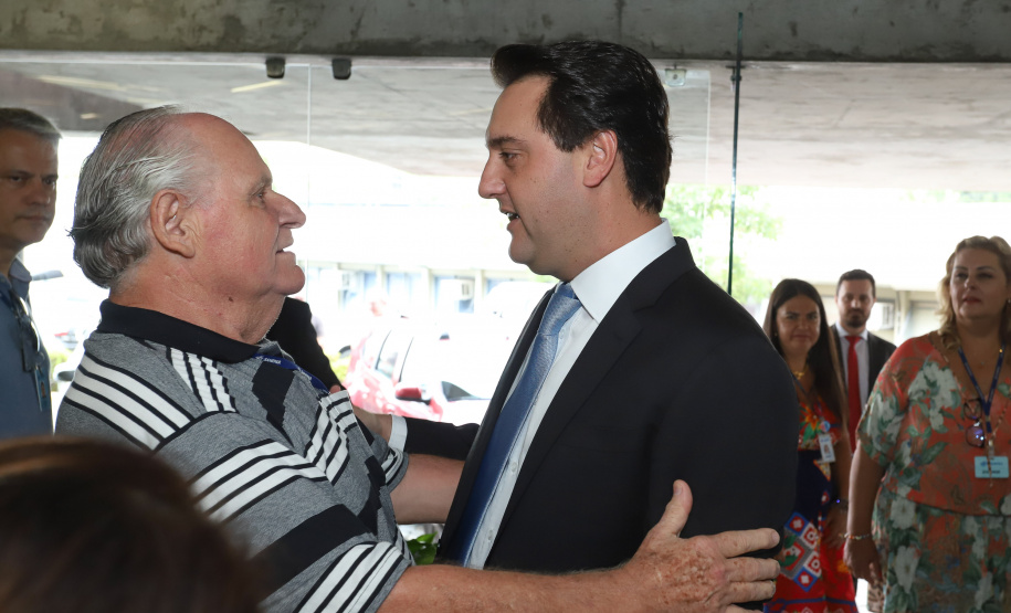 O governador Carlos Massa Ratinho Junior afirmou nesta quarta-feira (23), na solenidade de comemoração pelos 56 anos da Sanepar e de posse da nova diretoria, que a missão da empresa é avançar em oferta de água e sistema de esgoto, chegando a localidades que ainda não contam com estes serviços.Foto: Rodrigo Felix Leal/ANPr