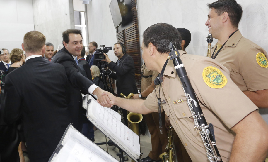 GOVERNADOR PARTICIPA DA POSSE DO PRESIDENTE DO TCE. O governador Carlos Massa Ratinho Junior participa da posse de Nestor Baptista na Presidência do Tribunal de Contas do Estado do Paraná. - Curitiba, 23-01-19Foto: Arnaldo Alves / ANPr.