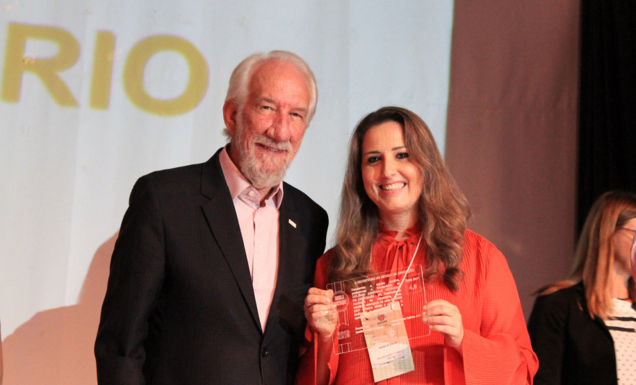 A Secretaria de Estado da Educação iniciou nessa quinta-feira (24), em Pinhão (no Centro-Sul), a segunda etapa do Seminário de Diretores ? Aprendizagem em Foco 2019. HOMENAGENS - As escolas estaduais das dez regionais com as melhores notas e maior crescimento no Índice de Desenvolvimento da Educação Básica (Ideb) foram homenageadas pela pasta na abertura do evento.  -  Faxinal do Céu, 24/01/2019  -  Foto: Fernandor de Jesus/SEED