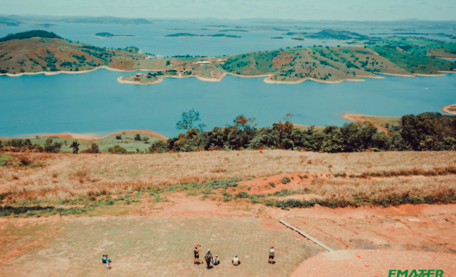 Além das conhecidas caminhadas internacionais da natureza, o Instituto Paranaense deAssistência Técnica e Extensão Rural (Emater-PR), em parceria com o Instituto AndaBrasil, também coordena no Paraná as pedaladas da natureza. Na foto, imagem do percurso natureza e produção rural em Ribeirão Claro - Foto: Marina P P Lima /Emater