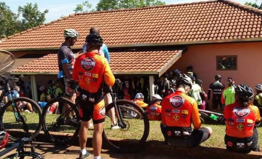 Além das conhecidas caminhadas internacionais da natureza, o Instituto Paranaense deAssistência Técnica e Extensão Rural (Emater-PR), em parceria com o Instituto AndaBrasil, também coordena no Paraná as pedaladas da natureza. Na foto, imagem do percurso natureza e produção rural em Ribeirão Claro - Foto: Marina P P Lima /Emater