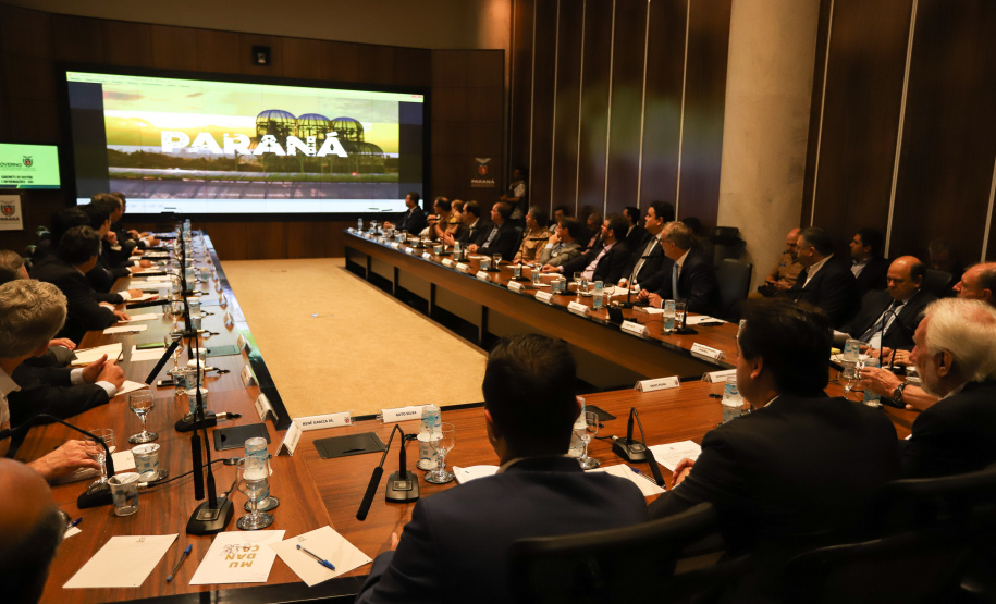 As futuras campanhas que o Governo do Estado vai realizar para fortalecer o turismo do Paraná foram apresentadas nesta terça-feira (29) na reunião do governador Carlos Massa Ratinho Junior com o secretariado. Curitiba,29/01/2019 - Foto: Rodrigo Felix Leal/ANPr