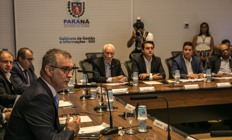 As futuras campanhas que o Governo do Paraná vai realizar para fortalecer o turismo do Paraná foram apresentadas nesta terça-feira (29) na reunião do governador Carlos Massa Ratinho Junior com o secretariado. Na foto, o secretário de Estado da Comunicação e da Cultura, Hudson José. - Curitiba,29/01/2019 - Foto: Maurílio Cheli/ANPr
