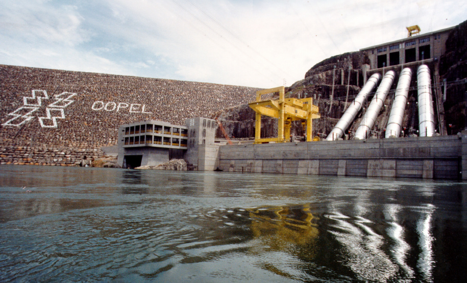A Coordenadoria de Proteção e Defesa Civil do Paraná elaborou um modelo de Plano de Contingência Municipal de Barragens para orientar gestores das cidades incluídas em áreas de impacto direto em caso de acidentes de barragens. A iniciativa é pioneira no Brasil. Integram a lista 65 municípios paranaenses, que abrigam barragens para uso de geração de energia.   -  Curitiba, 01/02/2019  -  Foto:  Divulgação Defesa Civil
