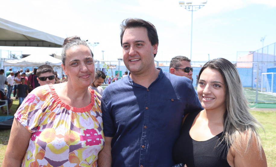 O governador Carlos Massa Ratinho Junior e o prefeito de Curitiba, Rafael Greca, inauguraram neste sábado (02) um parque esportivo no Bairro Novo. A estrutura conta com quadra de futebol com grama sintética, pista de skate com oito obstáculos e quadra poliesportiva. Curitiba,02/02/2019   -  Foto: Rodrigo Félix Leal/ANPr