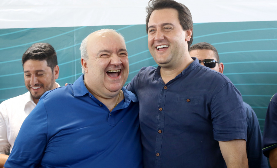 O governador Carlos Massa Ratinho Junior e o prefeito de Curitiba, Rafael Greca, inauguraram neste sábado (02) um parque esportivo no Bairro Novo. A estrutura conta com quadra de futebol com grama sintética, pista de skate com oito obstáculos e quadra poliesportiva. Curitiba,02/02/2019 Foto:Jaelson Lucas / ANPr