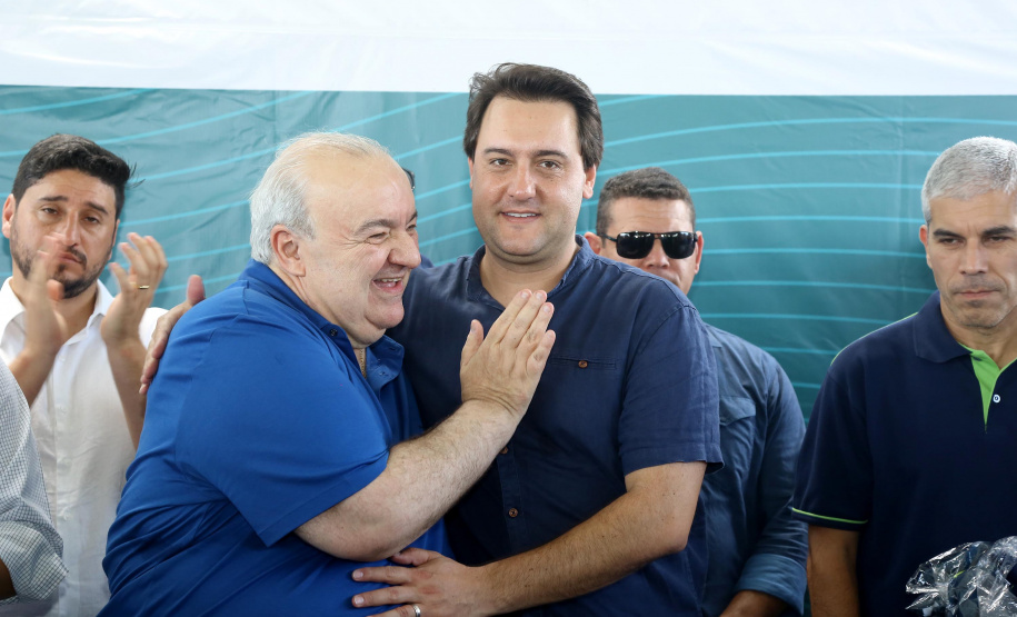 O governador Carlos Massa Ratinho Junior e o prefeito de Curitiba, Rafael Greca, inauguraram neste sábado (02) um parque esportivo no Bairro Novo. A estrutura conta com quadra de futebol com grama sintética, pista de skate com oito obstáculos e quadra poliesportiva. Curitiba,02/02/2019 Foto:Jaelson Lucas / ANPr