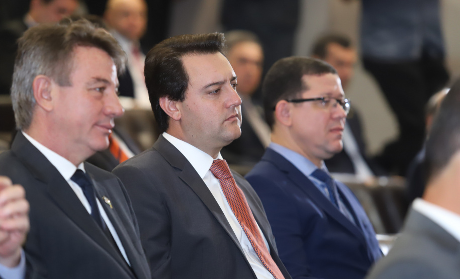 O governador Carlos Massa Ratinho Junior participou nesta segunda-feira (4), em Brasília, do lançamento do projeto de lei anticrime apresentado pelo ministro da Justiça e Segurança Pública, Sergio Moro. O governador colocou a estrutura do Estado à disposição para implantar as medidas no Paraná. - Brasília, 04/02/2019 - Foto: Rodrigo Félix Leal/ANPr