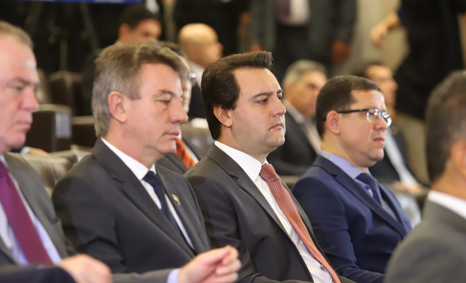 O governador Carlos Massa Ratinho Junior participou nesta segunda-feira (4), em Brasília, do lançamento do projeto de lei anticrime apresentado pelo ministro da Justiça e Segurança Pública, Sergio Moro. O governador colocou a estrutura do Estado à disposição para implantar as medidas no Paraná. - Brasília, 04/02/2019 - Foto: Rodrigo Félix Leal/ANPr